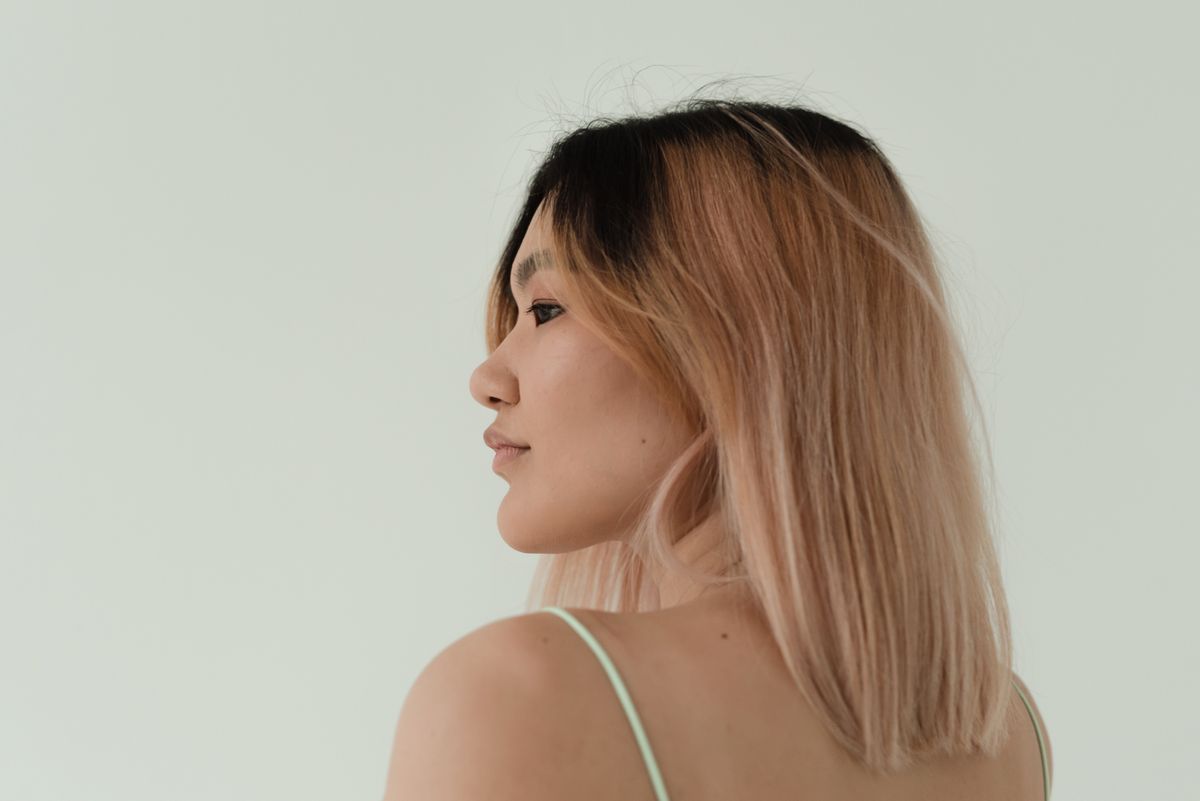 Balayage hair coloring