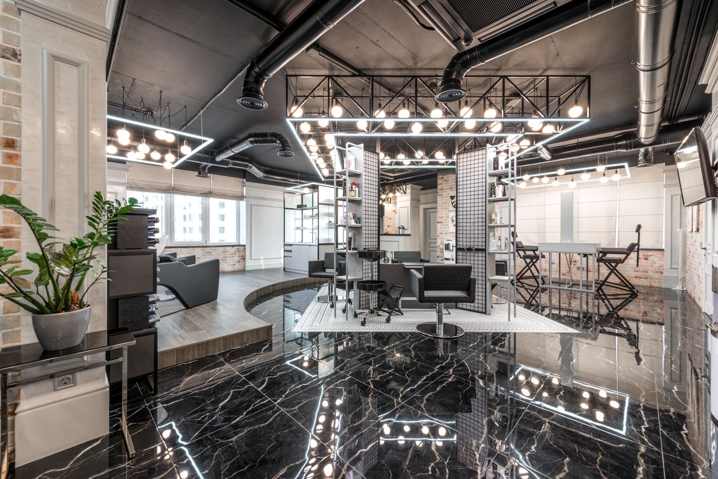 Premium barber stations inside Apex Barbershop Studio